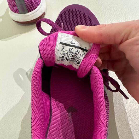 Nike Women's Flex Experience RM 5 Running Shoes - Size 6 - Picture 7 of 9